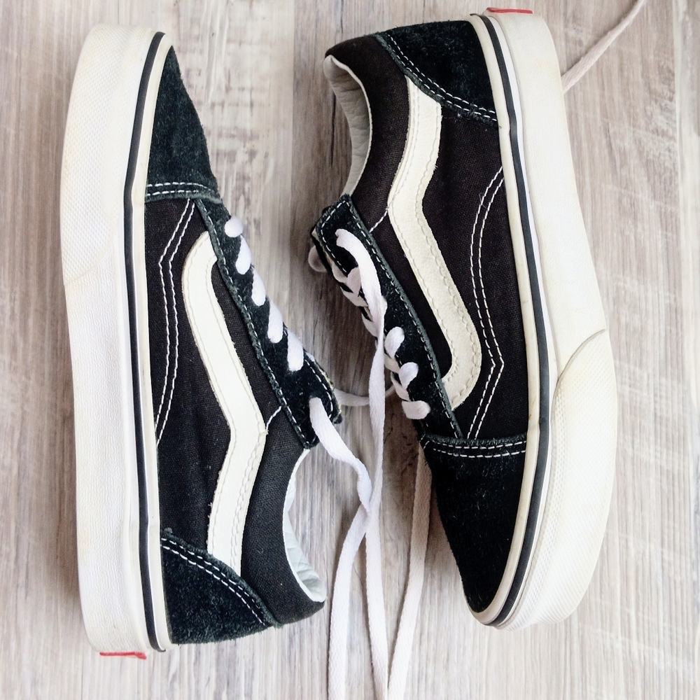 VANS SK8LO SUEDE RED LABEL
